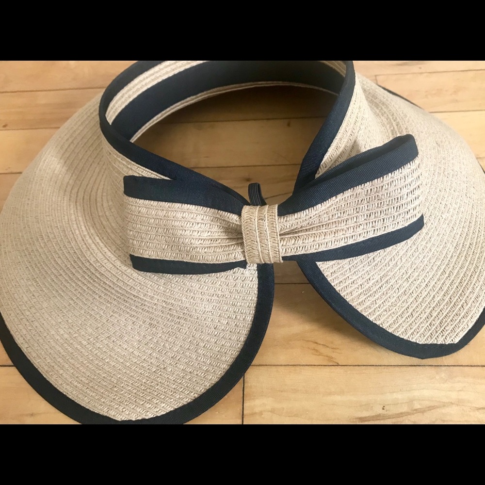 Summer floppy hat with pony tail holder